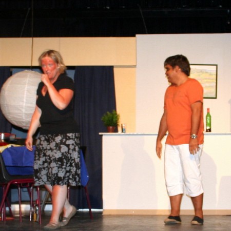Wij gaan naar Benidorm (61) - Toneelvereniging Plankenkoorts 
